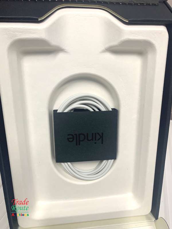 Amazon Kindle Wi-Fi E-Reader