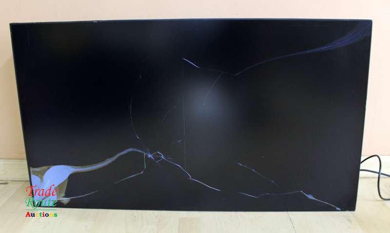 NEC 46-inch MultiSync X461UNV LCD Monitor - Cracked LCD for Spares Salvage