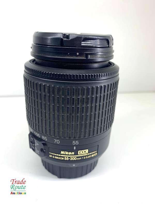 Nikon 55-200mm DX Lens for NIKON DSLR Cameras