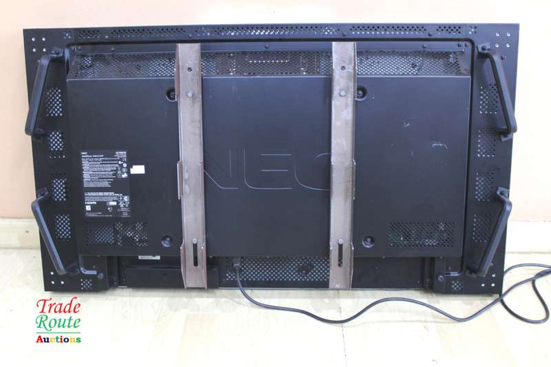 NEC 46-inch MultiSync X461UNV LCD Monitor - Cracked LCD for Spares Salvage
