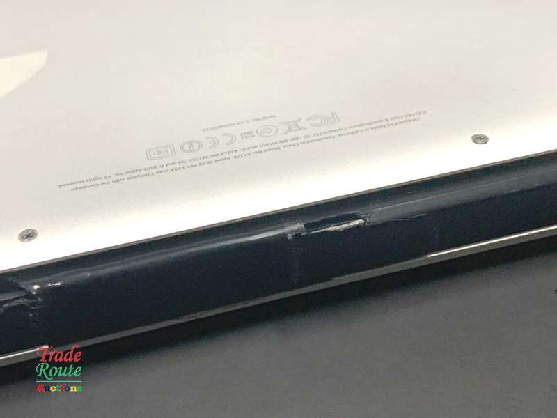 Apple MacBook Pro 13.3-inch  | Core i5 2.5GHz | 4GB RAM | 240GB HDD Damages to Plastic cover in back