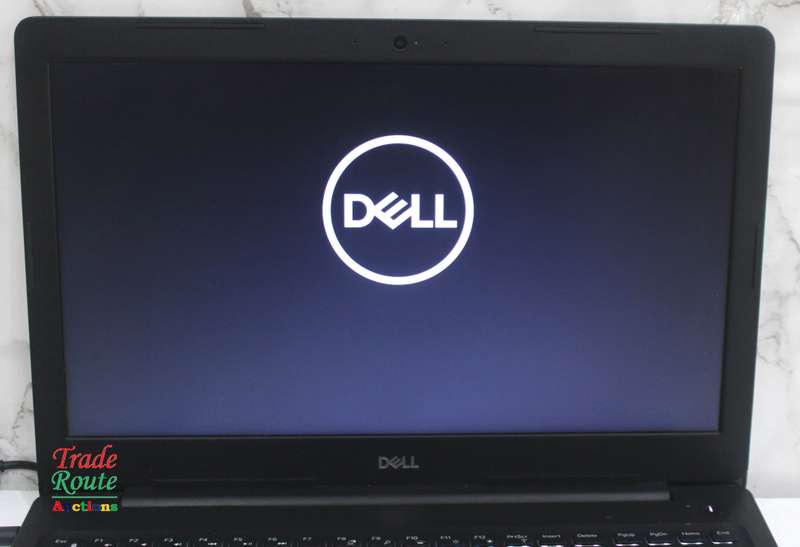 Dell Latitude 3590 Core i5 8th Gen 15.6 Inch Full HD Laptop 24GB RAM / 256GB SSD [Faulty Battery]