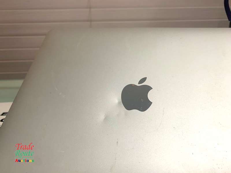 MacBook Core M5 1.2Ghz 12 inch RETINA SILVER (Early 2016 Model) | 8GB RAM | 500GB SSD | 2304x1440
