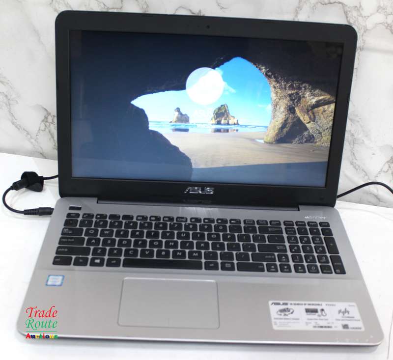 ASUS F555U LAPTOP | CORE i7 6500U 6th Gen @ 2.5GHz  | 8GB RAM | 1TB HDD - Faulty Battery Plz Read