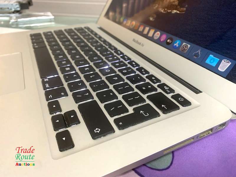 MacBook Air 13.3-inch | Core i5