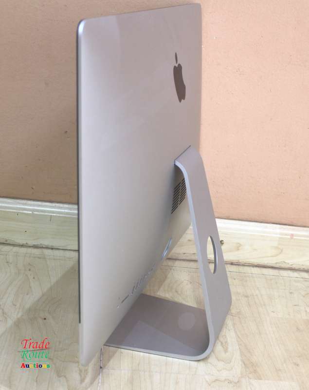 Apple iMAC 21.5 INCH Core i5 2.9 GHz | 8GB RAM | 1TB HDD | NVIDIA GeForce 750M * ULTRASLIM