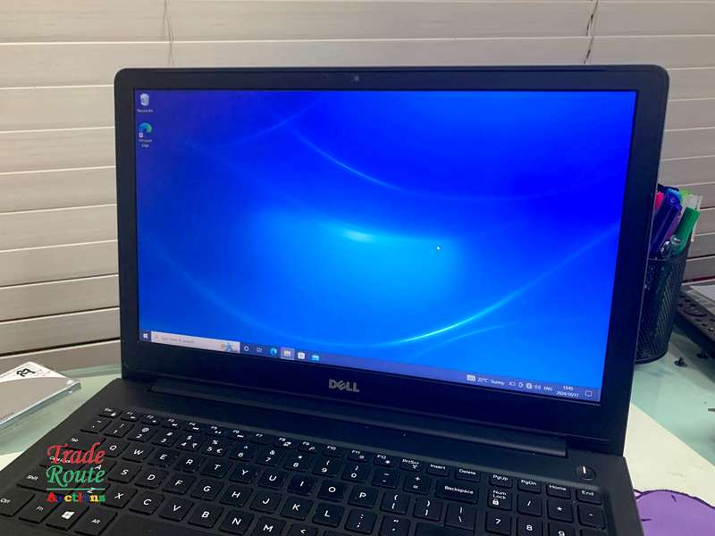 Dell Vostro 5568 15.6 Laptop, Intel Core i7 7th Gen, 8GB RAM, 256GB SSD
