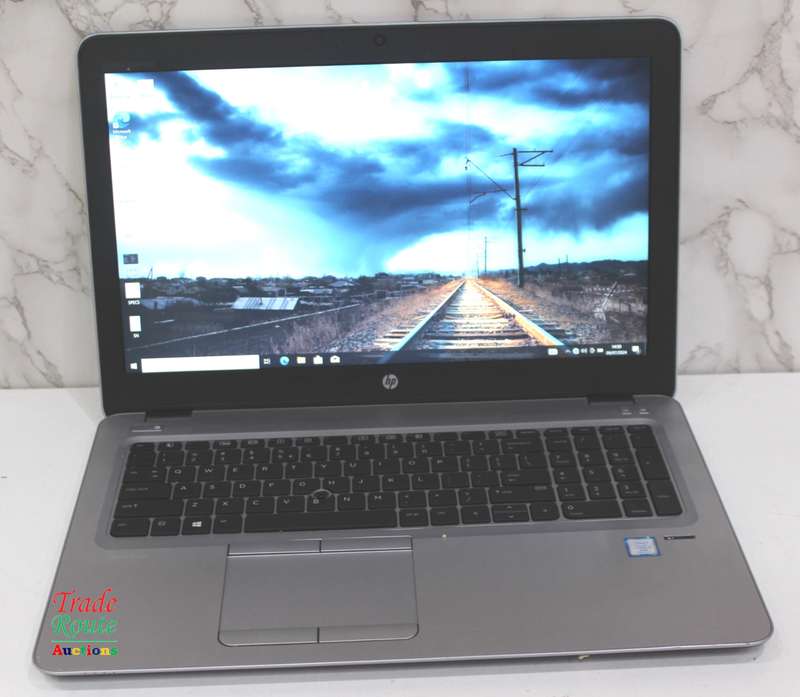 HP EliteBook 850 G4 LAPTOP * SUPER FAST * CORE i7 2.9 GHz * 16 GB RAM * 256GB SSD * WIN 10 PRO
