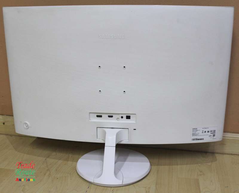 Samsung 32-inch Full HD Curved LED Monitor C32F391FWU 1920 x 1080