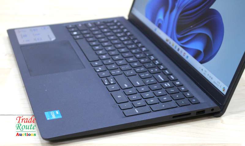 Dell INSPIRON 15 3511 15.6inch LAPTOP | Intel Core i3 1154G4 11th Gen 3.0GHz | 8GB RAM | 256GB SSD