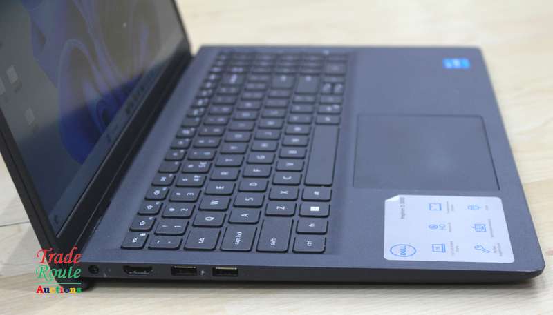 Dell INSPIRON 15 3511 15.6inch LAPTOP | Intel Core i3 1154G4 11th Gen 3.0GHz | 8GB RAM | 256GB SSD