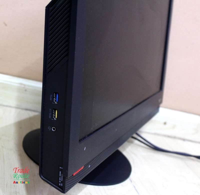 Lenovo M900z AIO All-in-One PC (ThinkCentre) - Type 10F5  - Core i7 24 inch Screen