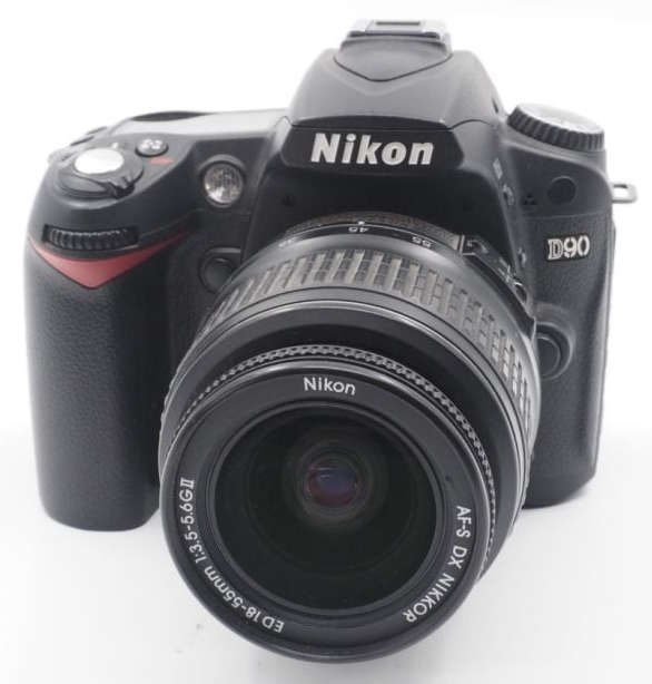 Nikon D90 12.3MP DSLR Camera with Nikon 18-55 Lens Kit