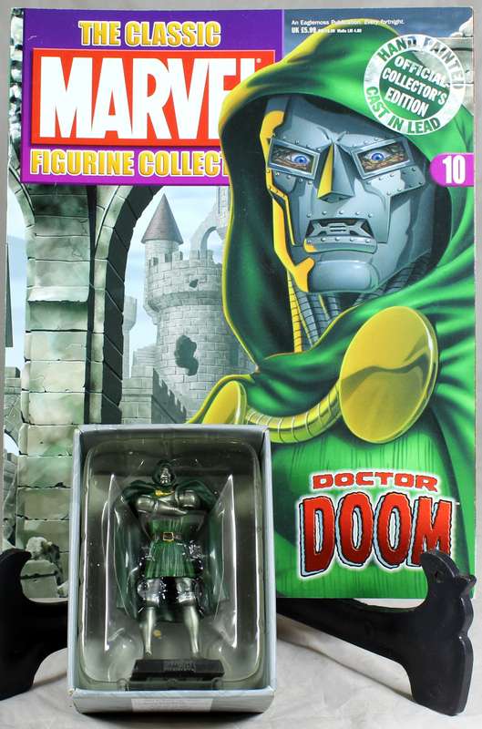Marvel comics - lead, hand painted figurine with book - Doctor Doom #10