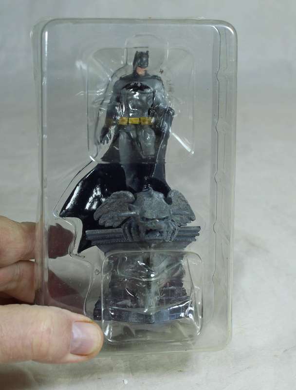 DC comics subscriber exclusive - lead, hand painted figurine