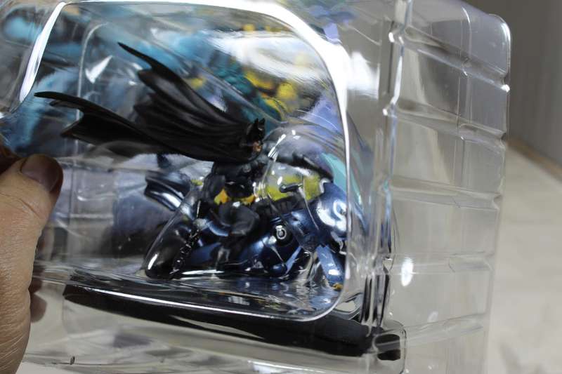 DC comics Super Hero special - lead, hand painted figurine and book - Batman and the Batcycle