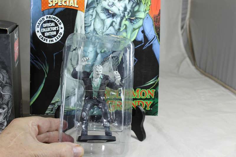 DC comics Super Hero special - lead, hand painted figurine and book - Solomon Grundy