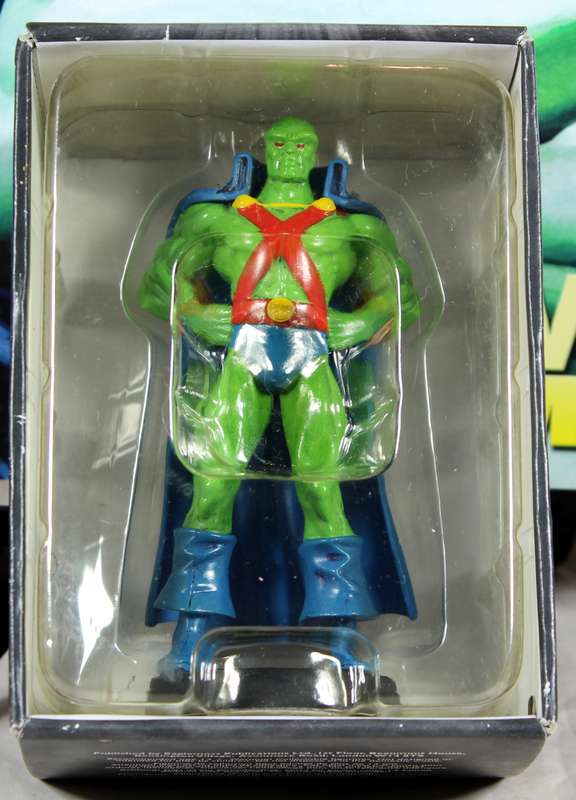 DC comics - lead, hand painted figurine with book - Martian Manhunter #18