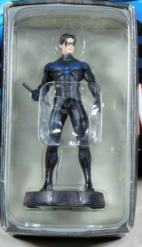 DC comics - lead, hand painted figurine with book - Nightwing #19