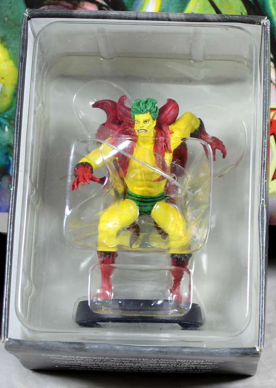 DC comics - lead, hand painted figurine with book - Creeper #24