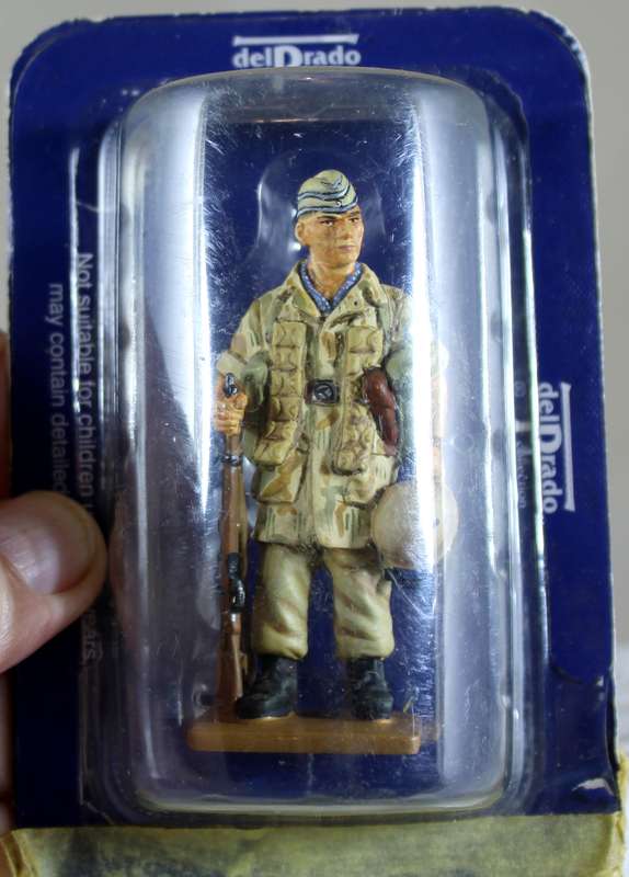 del Prado lead soldier - "Jager" Airborne troops Germany 1945