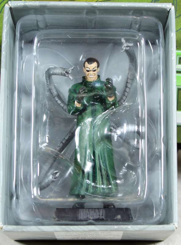 Marvel comics - lead, hand painted figurine with book - Doctor Octopus #3