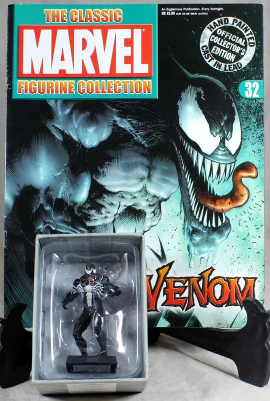Marvel comics - lead, hand painted figurine with book - Venom #32