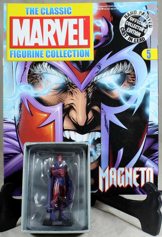 Marvel comics - lead, hand painted figurine with book - Magneto #5