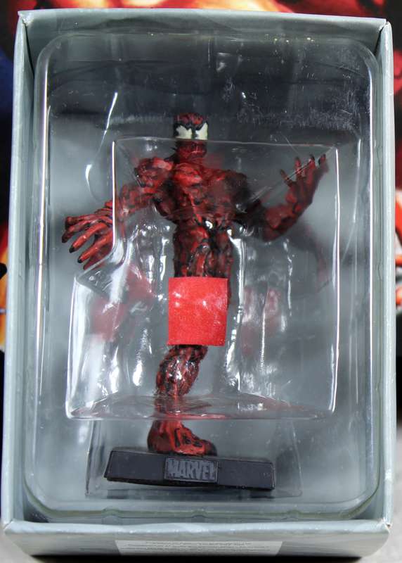 Marvel comics - lead, hand painted figurine with book - Carnage #70