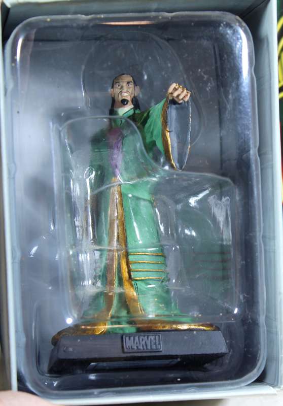 Marvel comics - lead, hand painted figurine with book - Mandarin #94