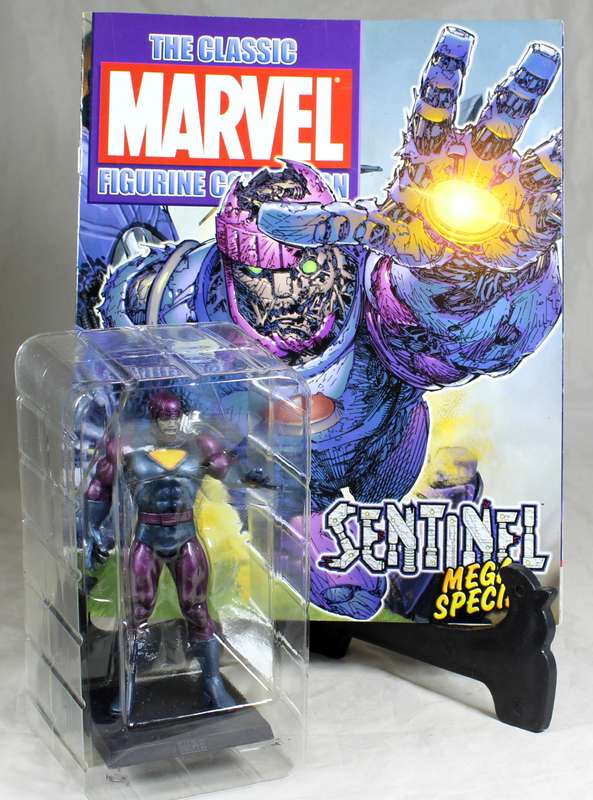 Marvel comics - lead, hand painted figurine with book - Sentinel (special edition)