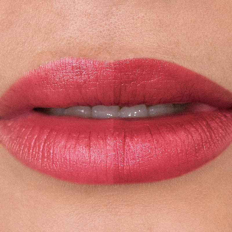 Avon Ulltra Tinted Lip Balm 3.5g - Red