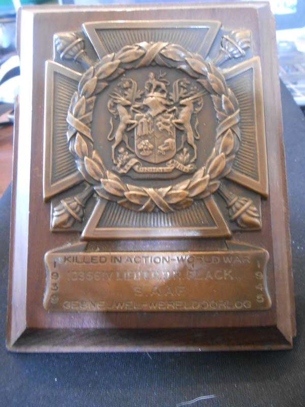 Death Plaque to WWII SAAF Lt