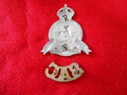 Boer War Constabulary Cap Badge and Shoulder Title