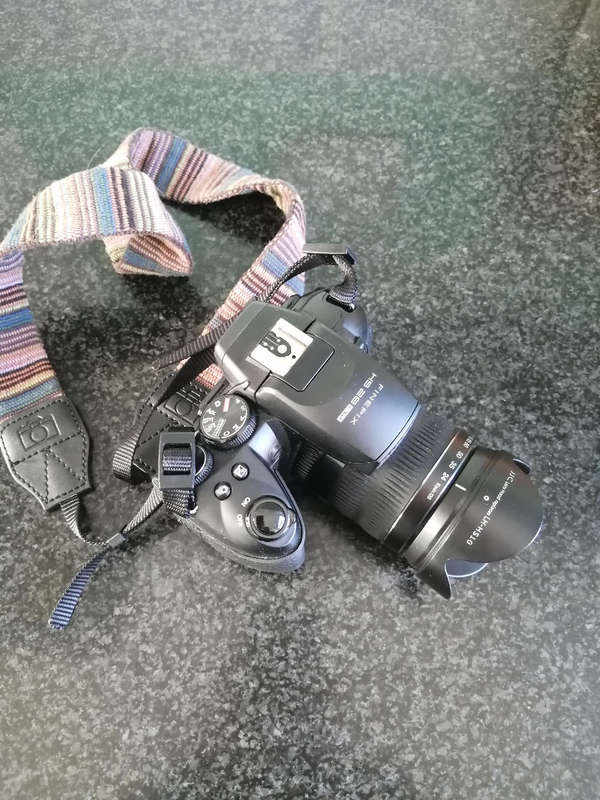 Fujifilm Finepix HS-28