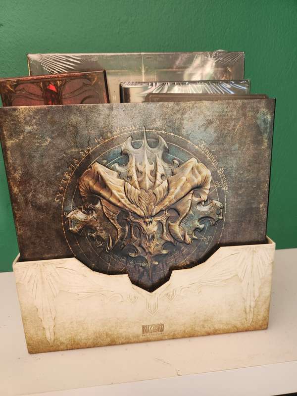 Diablo III: Collector's Edition (Windows/Mac)