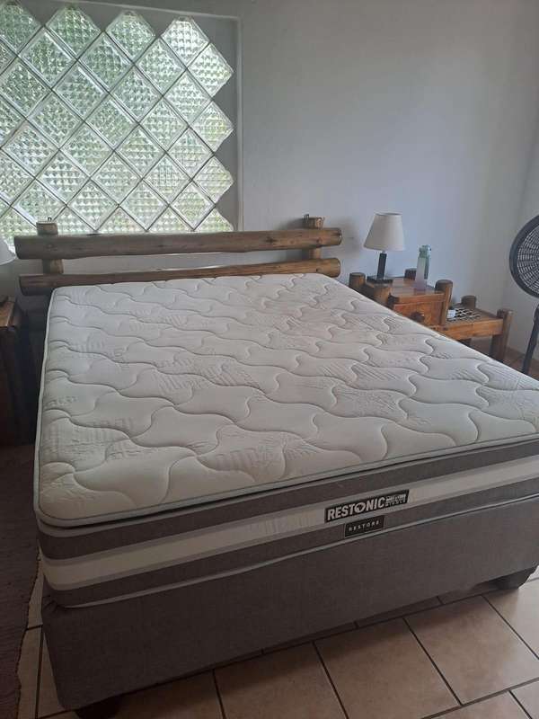 Queen bed