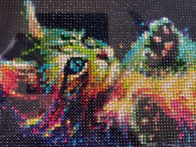 Diamond art picture of cat - completed and with beautiful frame