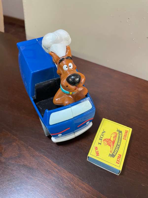 Scooby doo in vehicle toy