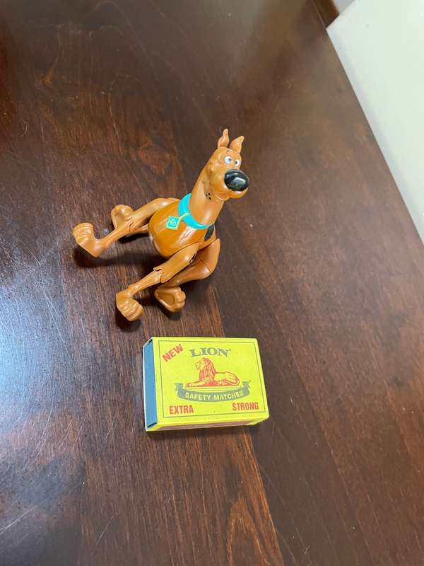 Cute Scooby Doo movable toy