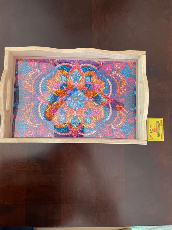 Diamond art - beautiful tray (completed)