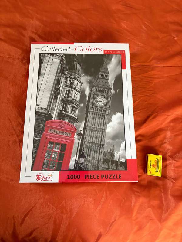 1000 piece puzzle (still sealed)