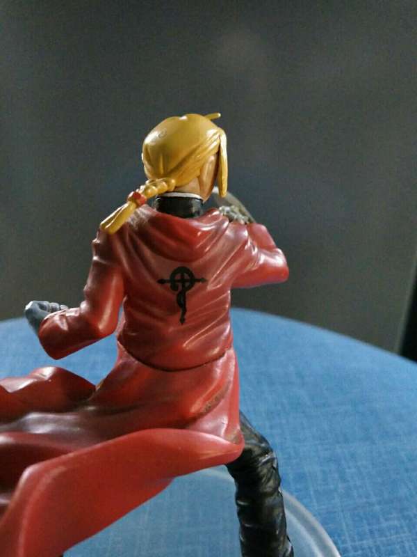 Figurine