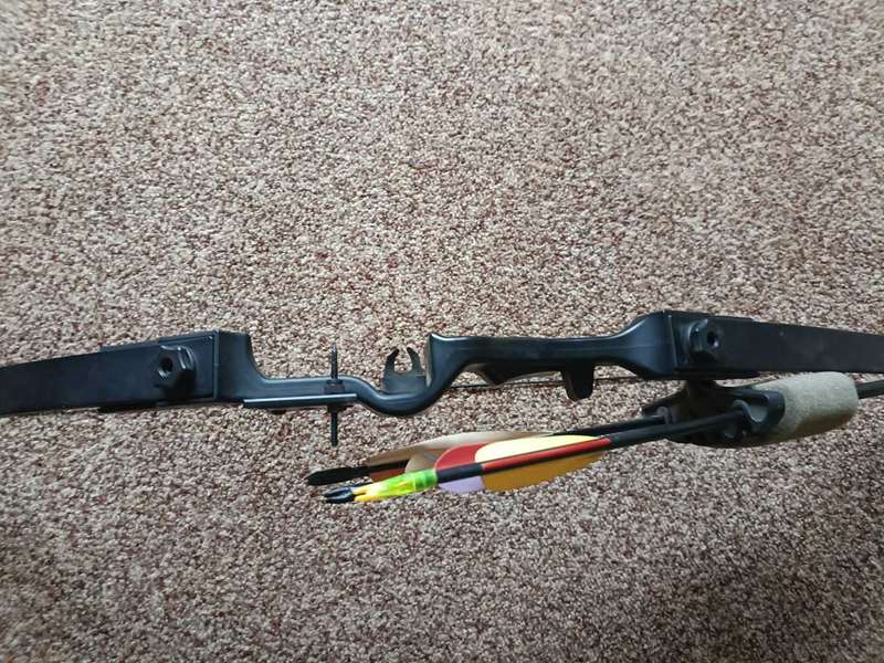 Man Kung MK-RB007B recurve bow