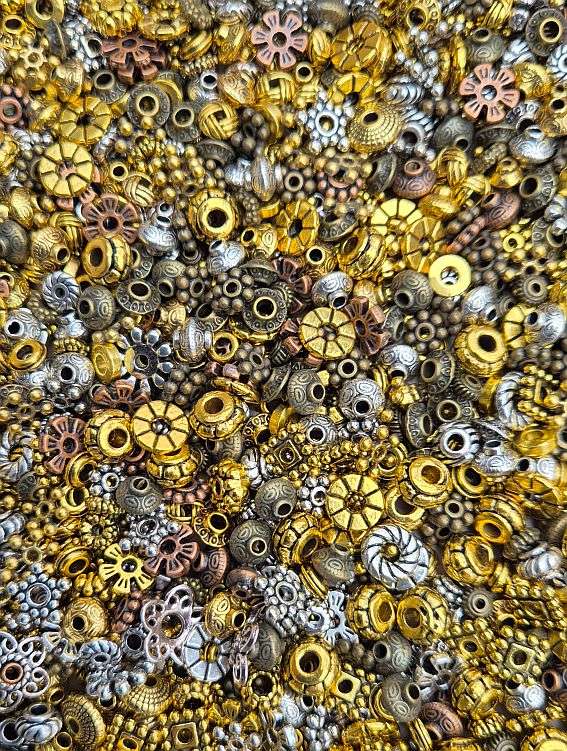 1 Kg Assorted Gold /Silver / Bronze / Copper Tone Tibetan Spacers +/- 2300pcs