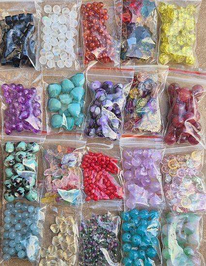 300 Packets Assorted  Beads //  Findings//Bid Per Packet // +/- 4.1Kg