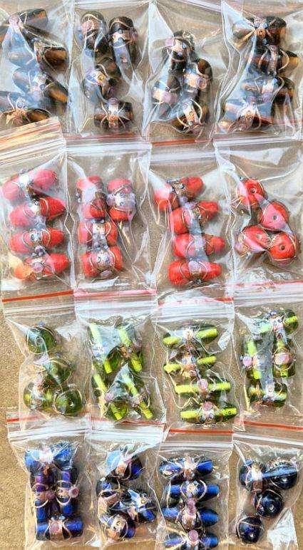 300 Packets Assorted  Beads //  Findings//Bid Per Packet // +/- 4.4Kg