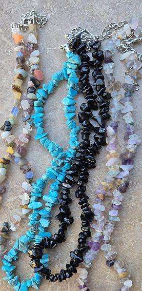 4 Pcs  Natural  / Synthetic Gemstone / Chips  Beaded  Necklace / Alloy Lobster  +/-38 cm