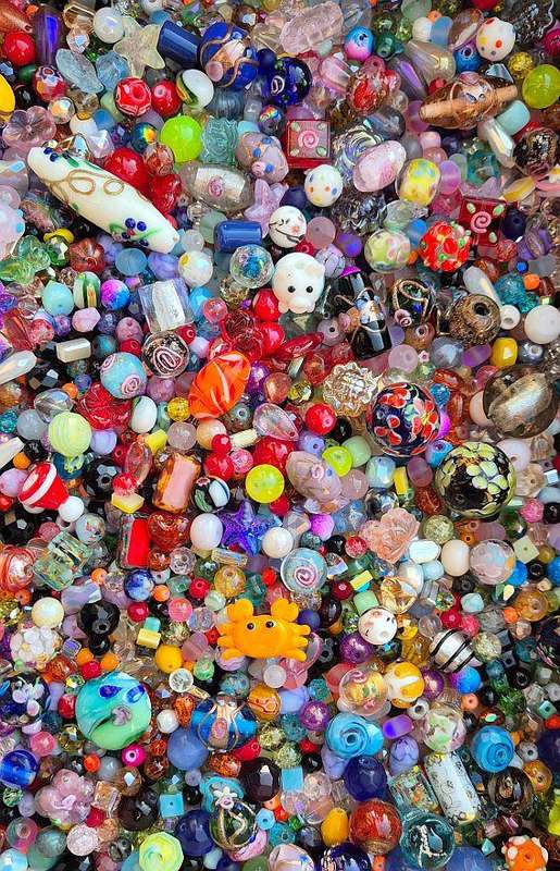 5.4Kg  Mixed / Assorted Glass Beads / Findings