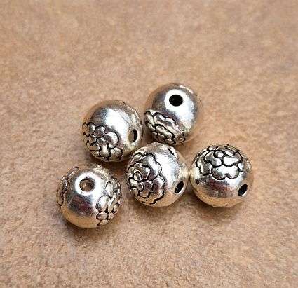 10pc (8mm)  Round / Flower Detail /  Tibetan Style Metal Spacer Beads